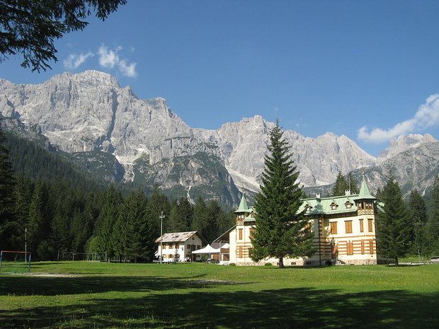 Soggiorno Alpino Don Bosco, Valgrande, Belluno, Italy Group house Villa Grande